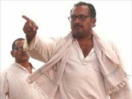 காஞ்சிவரம்..பணம் வாங்காத பிரகாஷ் ராஜ்