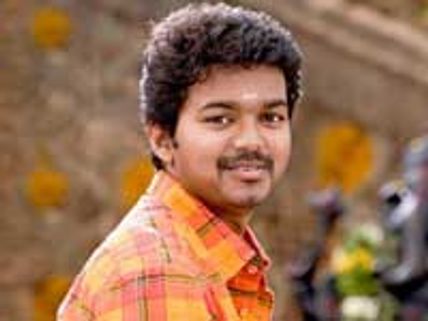 ரஜினி வழியை விஜய் பின்பற்ற வேண்டும்! -சக்ஸேனா