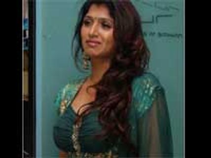 லிஸ்ட்டைக் கொடுத்தார் புவனேஸ்வரி... பீதியில் டாப் நடிகைகள்!