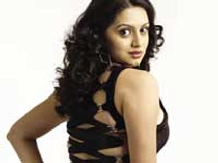 நமீதாவுடன் போட்டியா?-ஹேமமாலினி