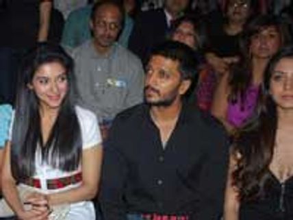 ஜெனிலியாவுடன் காதலா?- மத்திய அமைச்சர் மகன் பதில்