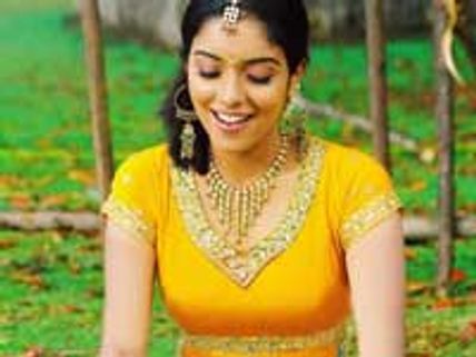 கோடீஸ்வர மாப்பிள்ளை தேவையில்லை!-அசின்