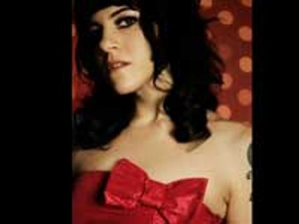 பாலிவுட்டுக்கு வரத் துடிக்கும் யு.எஸ்.பாடகி