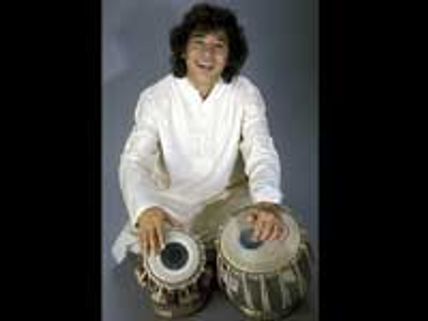 தபேலா மாஸ்ட்ரோ ஜாகி்ர் உசேன் கிராமி விருதுக்குப் பரிந்துரை