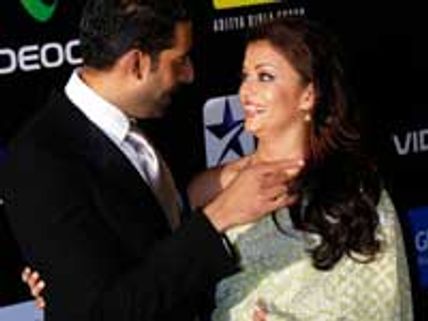 அமிதாப் புகழ்ந்து தள்ளிய அபிஷேக்-ரசிகர்கள் பெரும் எரிச்சல்