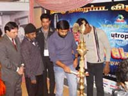 நார்வேயில் பட விழாவில் தமிழ்ப் படைப்பாளிகள் சசிகுமார், சமுத்திரக்கனி, ஜனநாதன்!