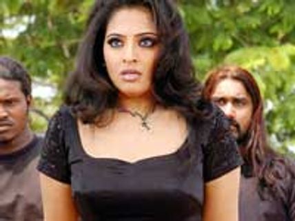 ரஜினி-அஜீத் விவகாரம்... சத்யராஜ், மும்தாஜ், பூச்சி முருகன் பங்கேற்கும் செயற்குழுகூட்டம்!