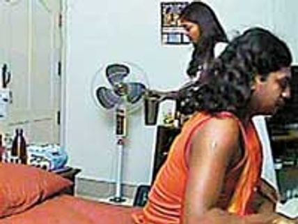 நித்தியானந்தாவுக்கு எதிராக திரும்ப ரஞ்சிதா மறுப்பு?