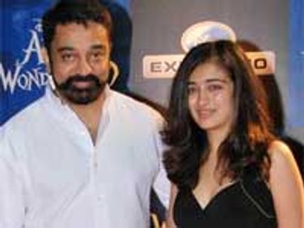 டிஸ்னி பிரிமியர் ஷோவில் கமல்-அக்ஷரா