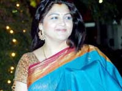 எனது மனதுக்குப் பட்டதை இனி சுதந்திரமாகப் பேச முடியும்- குஷ்பு