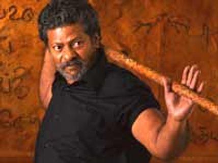 தொல்லை தரும் முதல் மனைவி.. புலம்பும் ராஜ்கிரண்!