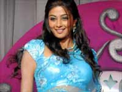 என்னை ஓரம்கட்டுவது நியாயமா?-ப்ரியாமணி ஆவேசம்