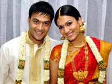 ரஜினி மகள் திருமணம்: சோனியா வருகிறார்