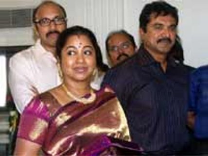 விஜய் மீது நடவடிக்கை கூடாது-சரத்குமார்