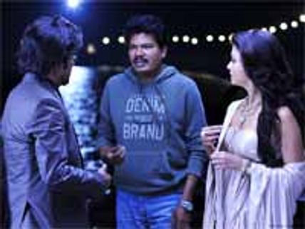 ரஜினியின் உழைப்புக்கு ஒரு சல்யூட்-ஷங்கர்