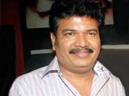 3 இடியட்ஸ் வேலைகளில் பிஸியாகும் ஷங்கர்!