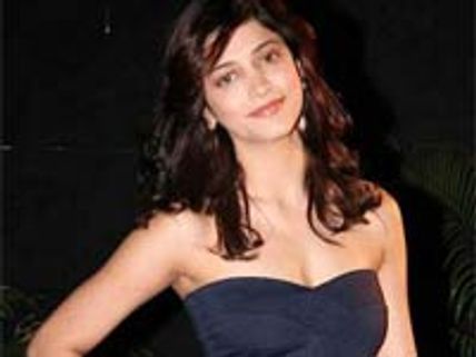 ஸ்ருதி ஹாஸனின் 'தட்ஸமயம் ஒரு பெண்குட்டி'!