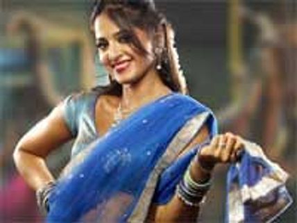 விக்ரம் - அனுஷ்கா ஜோடி சேரும் தெய்வ மகன்!