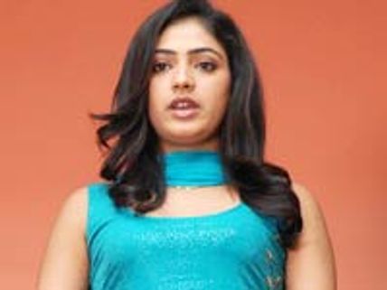 'அர்ஜூன் ராசா..'-உருகும் ஹரிப்ரியா!