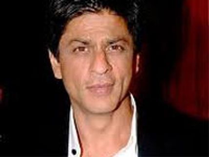 'டான்' ஷாருக்கும், நான்கு அழகிகளும்!