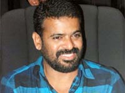 பேசவே முடியாத அபிநயாவின் நடிப்பு அபாரம்-அமீர் புகழாரம்