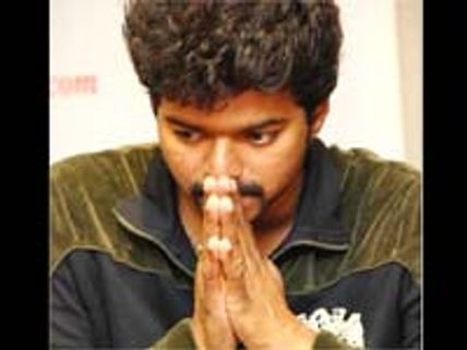 கால்ஷீட் பிரச்சினை... 3 இடியட்ஸிலிருந்து விஜய் விலகல்?