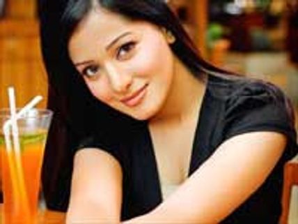 சிக்கு புக்கு ப்ரீத்திகா