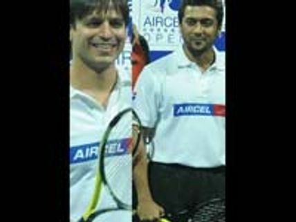 விவேக் ஓபராயிடம் தோற்ற சூர்யா!