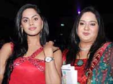 புது நடிகைகள் 'எல்லை தாண்டக் கூடாது'! - ராதா அட்வைஸ்