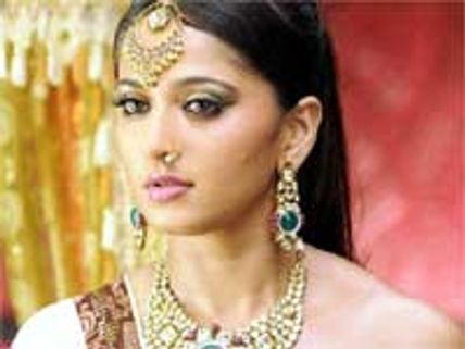 அனுஷ்கா, தமன்னா, சரண்யா, ஆர்யா உள்பட 74 பேருக்கு கலைமாமணி விருது!