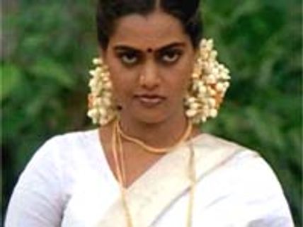 சில்க் ஸ்மிதா படம்: ரஜினியாக நஸ்ருதீன் ஷா! 