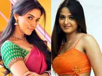 ராணாவில் அனுஷ்கா - அசின்?