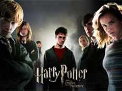 ஹாரி பாட்டர் நடிகர்கள் பேராசிரியர் பம்பல்டோர், லார்ட் வோல்டிமார்ட்டுக்கு ஸ்டாம்ப்