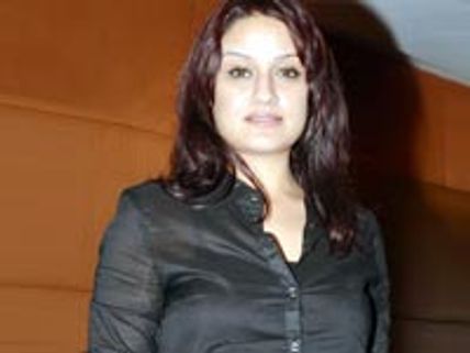 விவாகரத்துக்குப் பிறகுதான் நிறைய வாய்ப்பு வருது! - சோனியா அகர்வால்