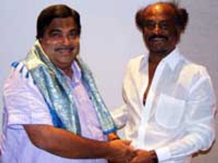 இன்னும் இரு ஆண்டுகளில் தனிக்கட்சி தொடங்குவார் ரஜினி! - சொல்கிறார் நிதின் கட்காரி