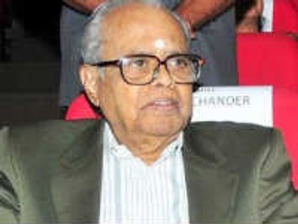 'இயக்குநர் சிகரம்' கே.பாலசந்தருக்கு 'தாதா சாகேப் பால்கே' விருது!