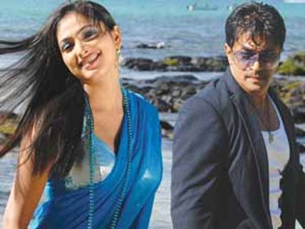 அர்ஜுன் நடிப்பில் மூன்று மொழிகளில் 'காட்டுப்புலி'!