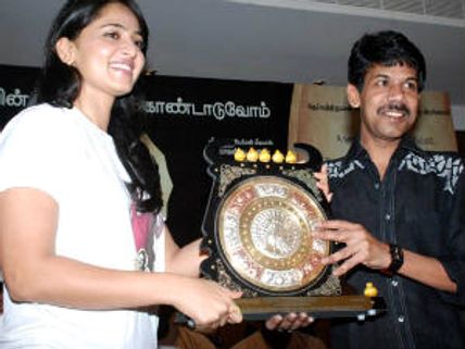 என்னை அழவைத்த தெய்வ திருமகள்!- இயக்குநர் பாலா உருக்கம்