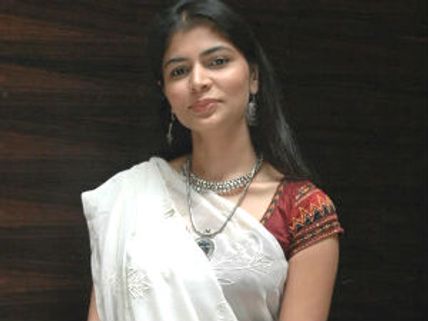 பாடகி சின்மயி அறிமுகப்படுத்தியுள்ள புதிய மொபைல் டெக்னிக்!