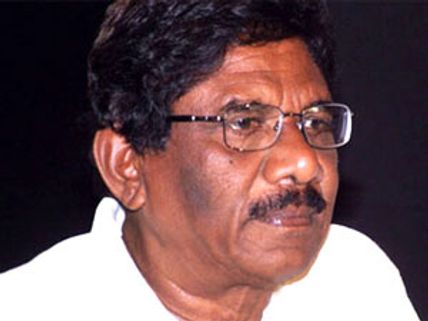 என் இனிய தமிழ் மக்களே என எத்தனை காலம்தான் ஏமாற்றுவேன்...! - பாரதிராஜா  