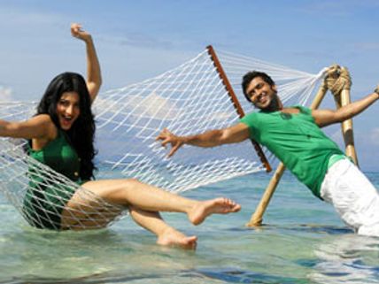 சிங்கப்பூரில் 7-ஆம் அறிவு இசை வெளியீடு... சன் டிவியில் ஒளிபரப்பு!