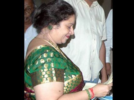 வீரப்பன் படத்தில் 'முதல்வர் ஜெயலலிதாவாக' ஜெயசித்ரா!