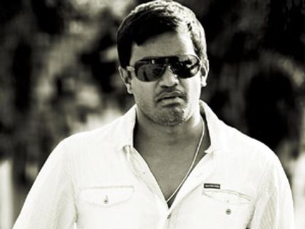 மனைவிக்கு மரியாதை தந்தா... கணவனுக்காக அவள் எதையும் செய்வாள்! - செல்வராகவன்