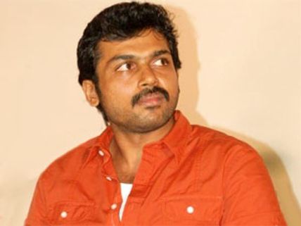 தமிழ் ரசிகர்களை இழிவாகப் பேசினேனா? - நடிகர் கார்த்தி விளக்கம்