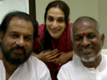 இளையராஜா பங்கேற்ற 'ஜேசுதாஸ் 50': ஐஸ்வர்யா மூலம் ரஜினி வாழ்த்து!