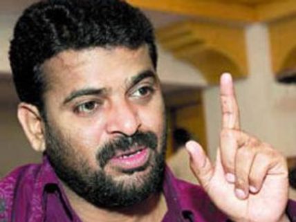 படமெடுக்காத தயாரிப்பாளர்கள்தான் பிரச்சினை பண்ணுகிறார்கள்! - அமீர் பரபரப்பு பேச்சு