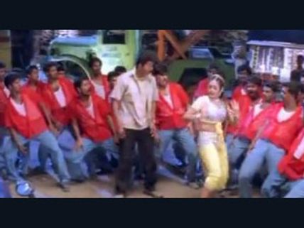 விஜய்யுடன் குத்தாட்டம் போட்ட மீனா இப்போது 'அக்கா'வாகிறார்!