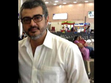 நரைத்த தலை, பெருமளவு வெளுத்த தாடி, சோடாபுட்டி கண்ணாடி- அஜீத் 'லுக்' எப்பூடி!
