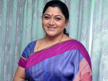 மனசை தொடுற கதையில் நடிக்க ஆசைப்படும் குஷ்பு