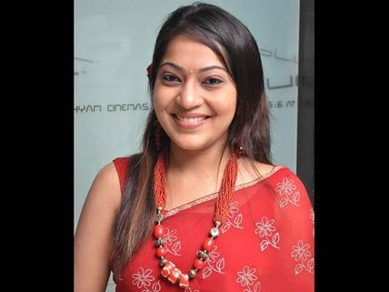 ரசனையாய் பேசி நிகழ்ச்சியை ரசிக்கத் தூண்டும் டிவி தொகுப்பாளர்கள்... 